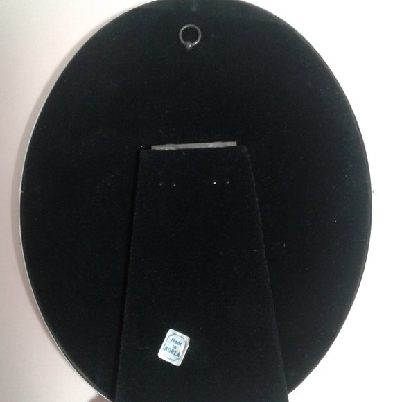 Silverplated 5 x 7 Ashton & Hayes Oval Picture Frame silver standing or wall NWO - Picture 7 of 9